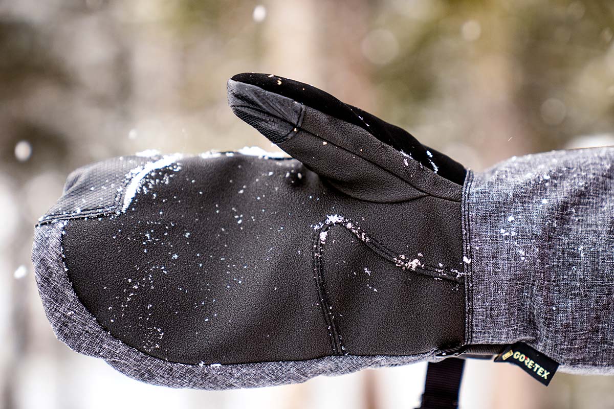 Best Snowboard Gloves and Mittens of 20222023 Switchback Travel